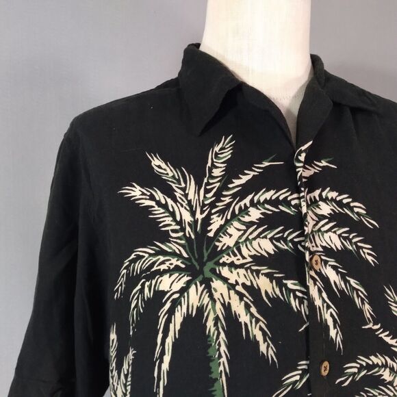 Cherokee Waikiki Hawaiian shirt men's medium black short sleeve floral - Picture 4 of 11